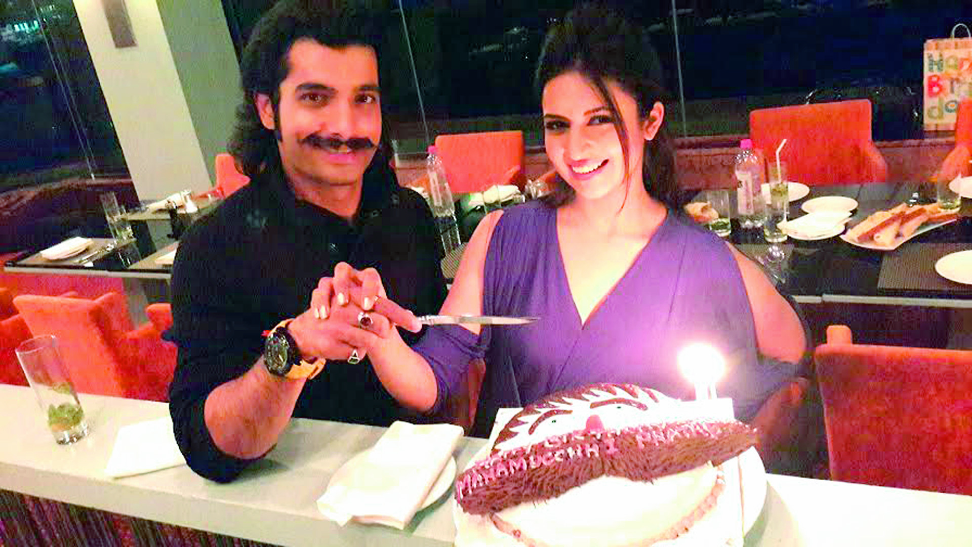Divyanka Tripathi arranged a surprise for beau Ssharad Malhotra on his birthday Divyanka Tripathi arranged a surprise for beau Ssharad Malhotra on his birthday